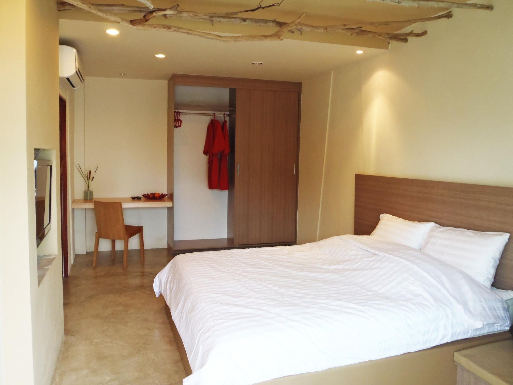 Hotel Red Z The Ocean Puk Tian Exterior foto