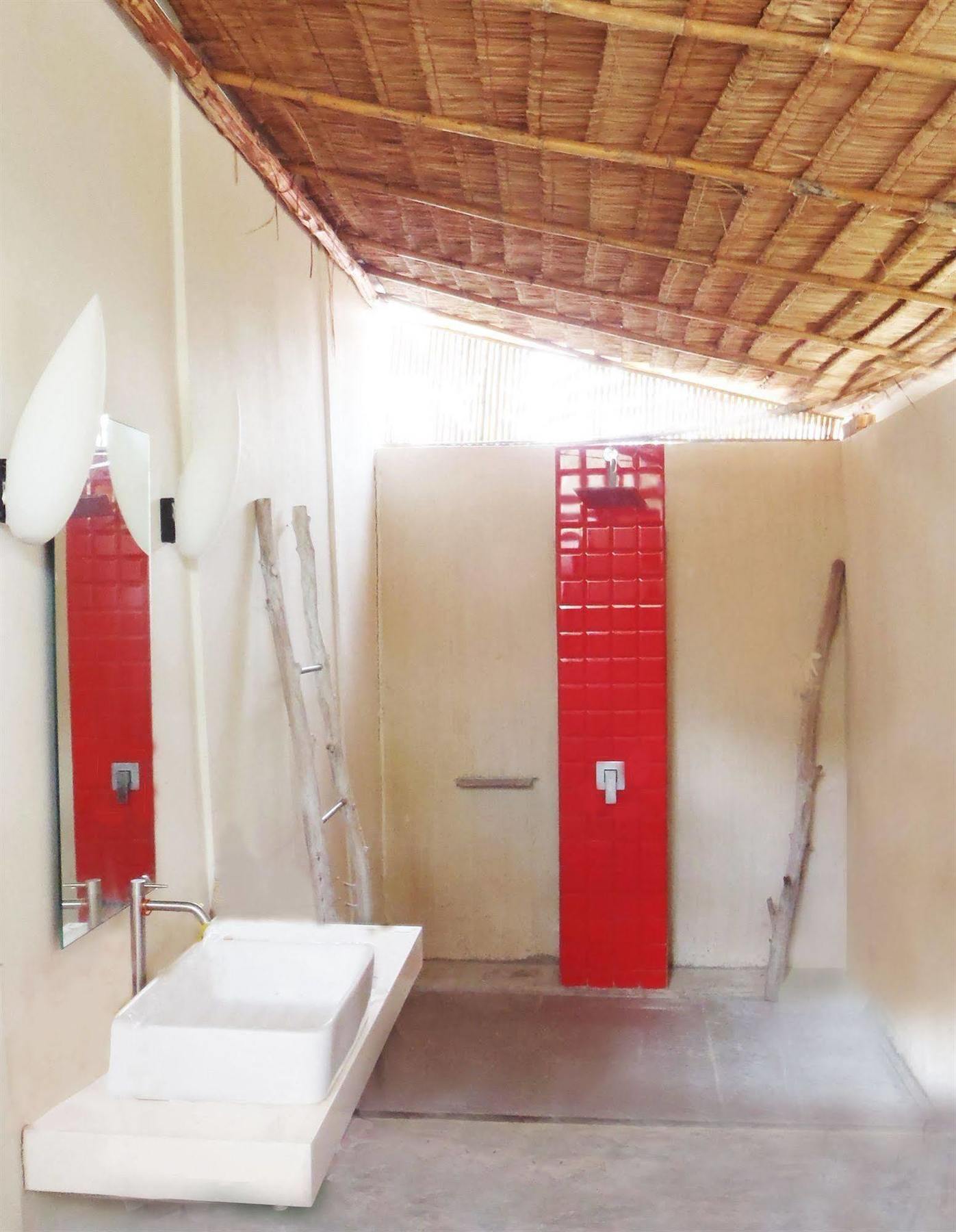 Hotel Red Z The Ocean Puk Tian Exterior foto